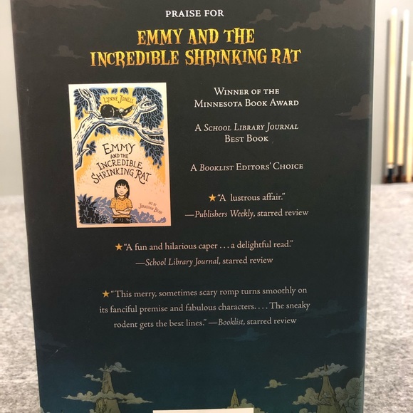 Book - Picture 2 of 3